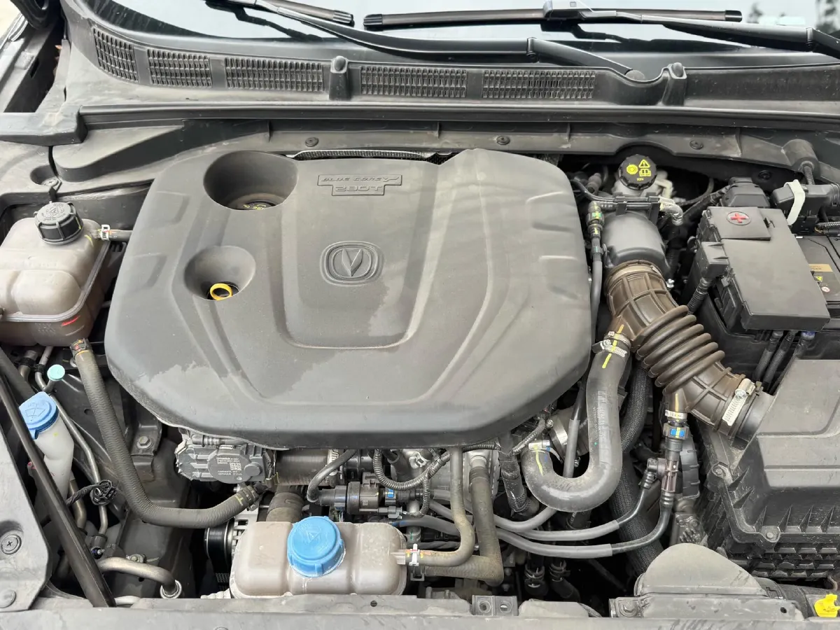 2020 ChangAn Eado 1.4T 158HP L4 7DCT,autocango,china used car exporter,china ev exporter,chinese used car exporter,chinese used ev exporter