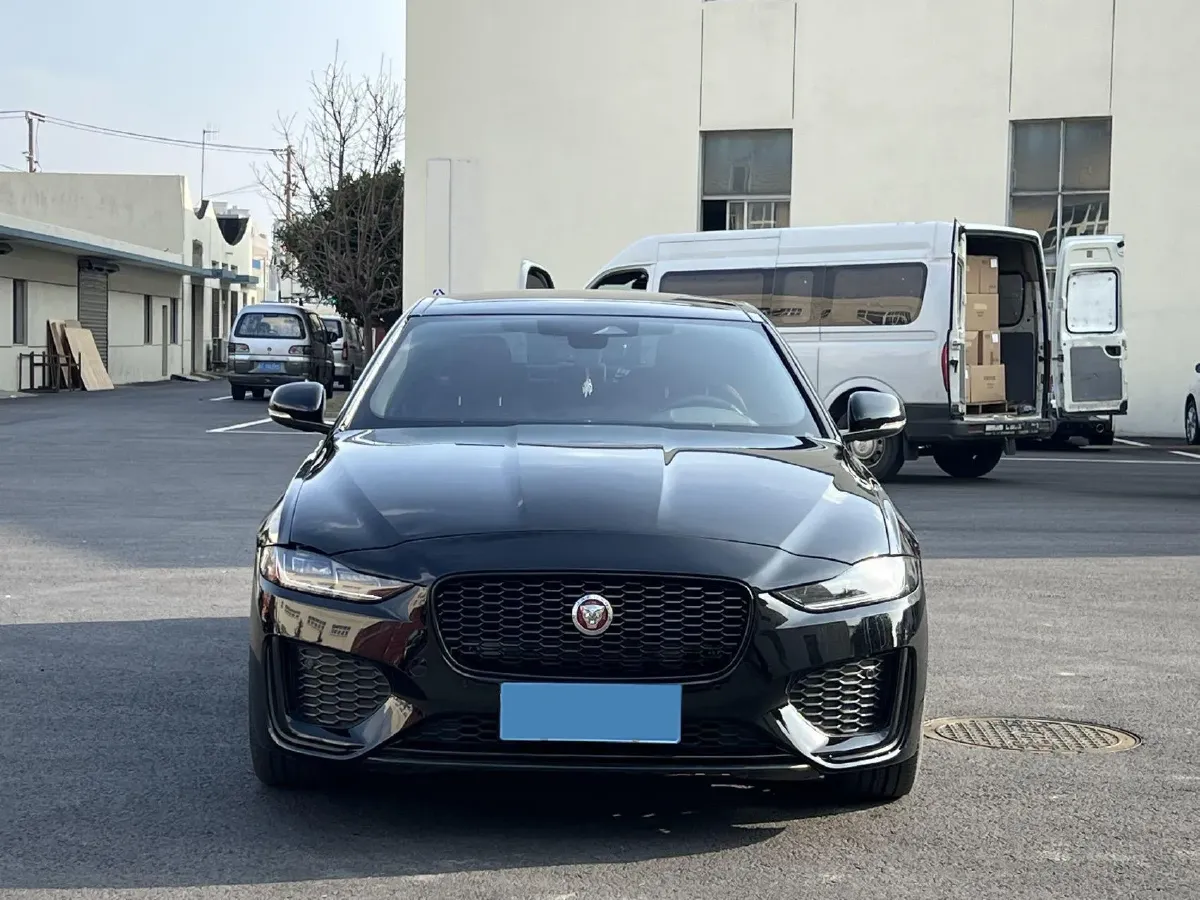 2024 Jaguar XEL 2.0T 250HP L4 8AT,autocango,china used car exporter,china ev exporter,chinese used car exporter,chinese used ev exporter