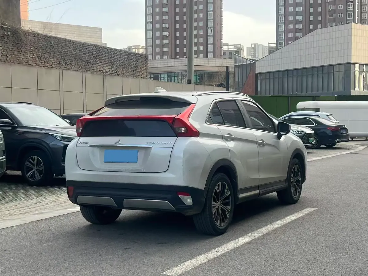 2019 Mitsubishi Eclipse Cross 1.5T 170HP L4 CVT,autocango,china used car exporter,china ev exporter,chinese used car exporter,chinese used ev exporter