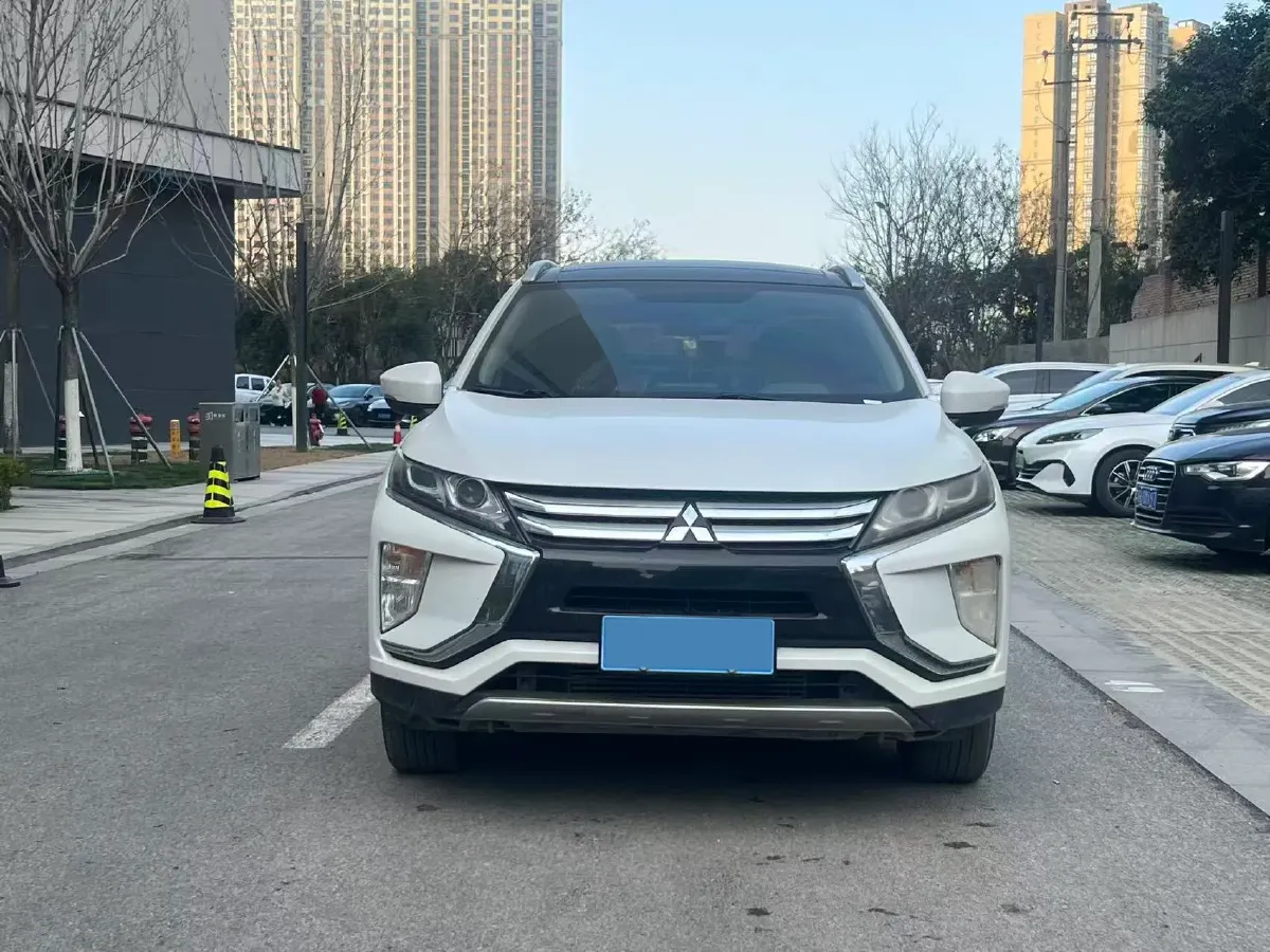 2019 Mitsubishi Eclipse Cross 1.5T 170HP L4 CVT,autocango,china used car exporter,china ev exporter,chinese used car exporter,chinese used ev exporter