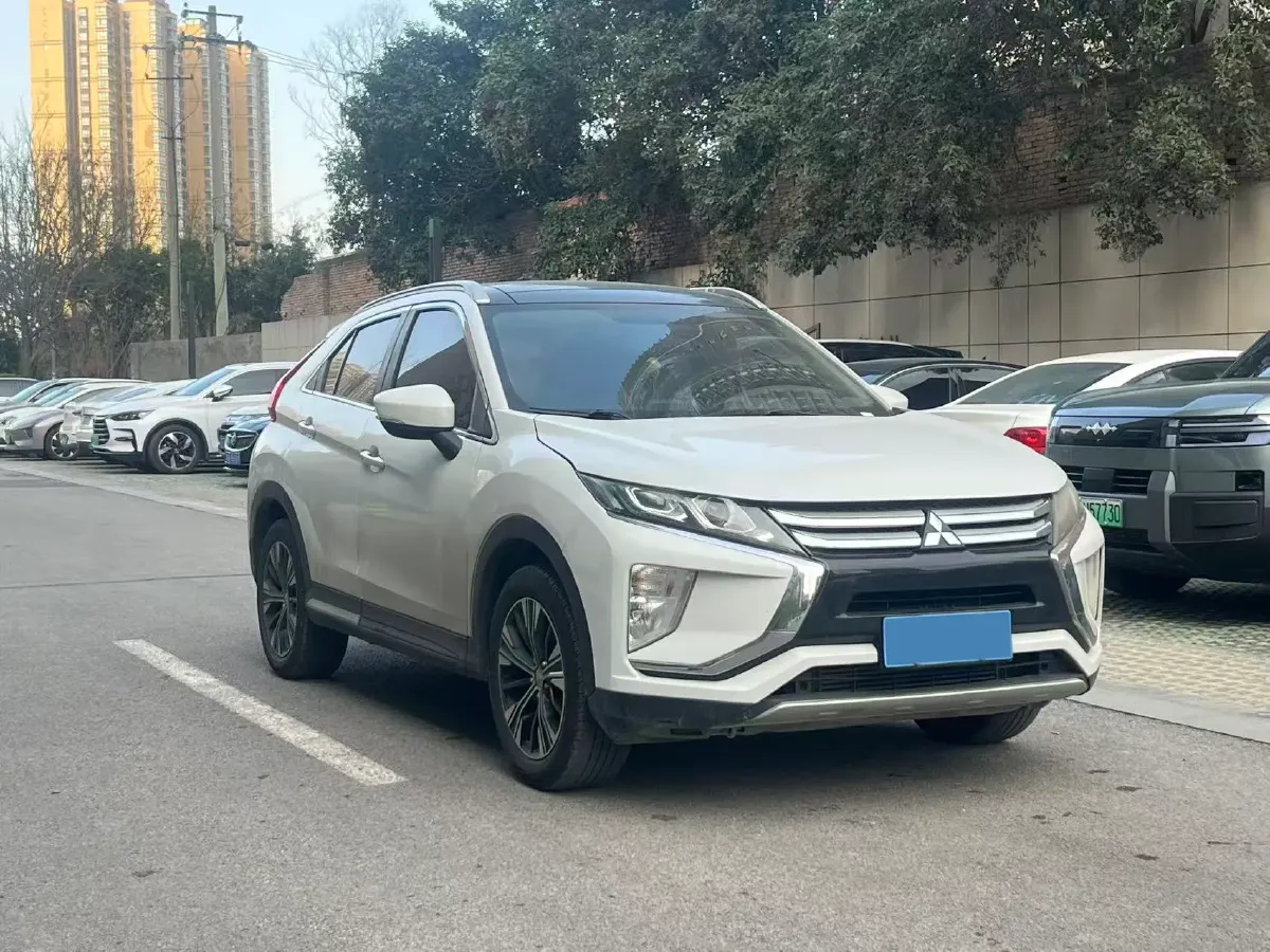 2019 Mitsubishi Eclipse Cross 1.5T 170HP L4 CVT,autocango,china used car exporter,china ev exporter,chinese used car exporter,chinese used ev exporter