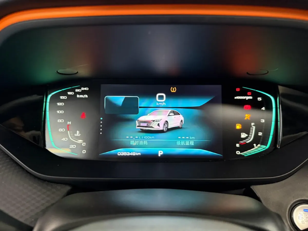 2021 DongFeng Aeolus YiXuan MAX 1.5T 190HP L4 7DCT,autocango,china used car exporter,china ev exporter,chinese used car exporter,chinese used ev exporter