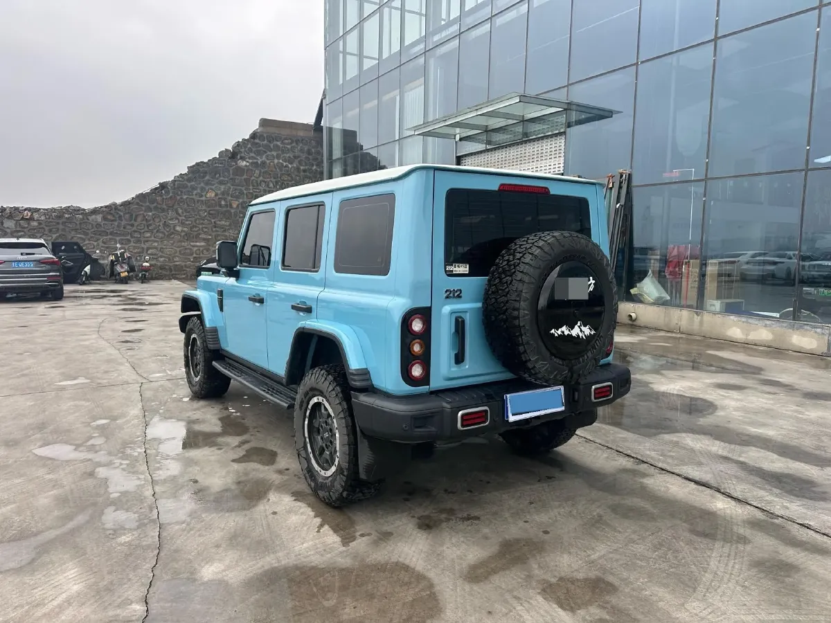 2025 212 212 T01 2.0T 252HP L4 8AT,autocango,china used car exporter,china ev exporter,chinese used car exporter,chinese used ev exporter