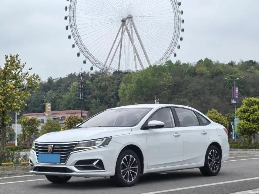 2020 Roewe i6 1.6L 125HP L4 5MT,autocango,china used car exporter,china ev exporter,chinese used car exporter,chinese used ev exporter