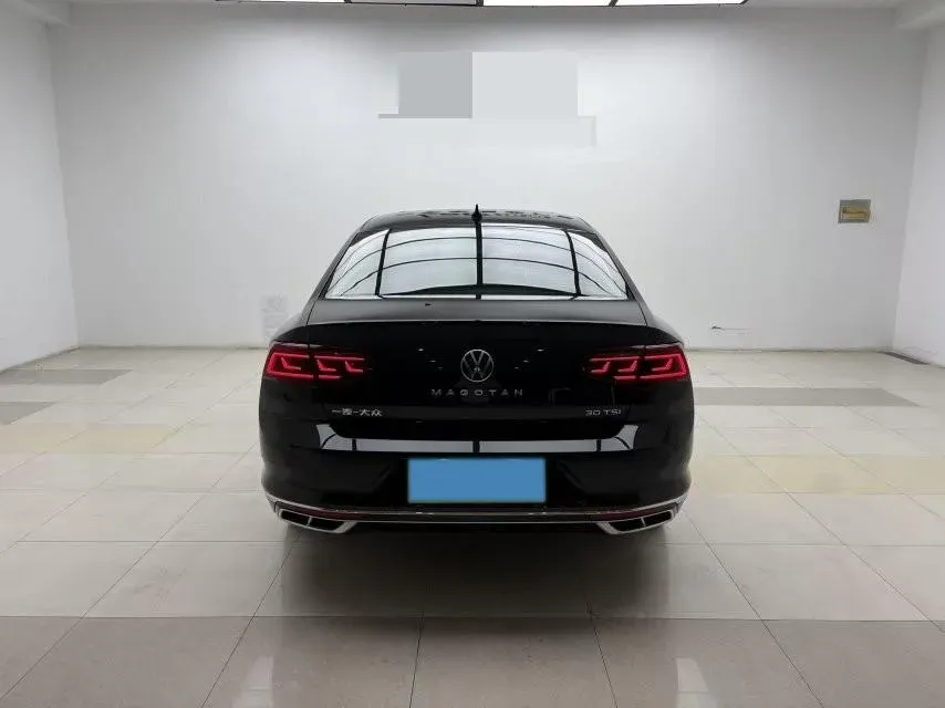 2023 Volkswagen Magotan 2.0T 186HP L4 7DCT,autocango,china used car exporter,china ev exporter,chinese used car exporter,chinese used ev exporter