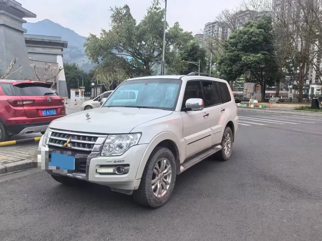 2017 Honda Jade 1.8L 141HP L4 5AT,autocango,china used car exporter,china ev exporter,chinese used car exporter,chinese used ev exporter