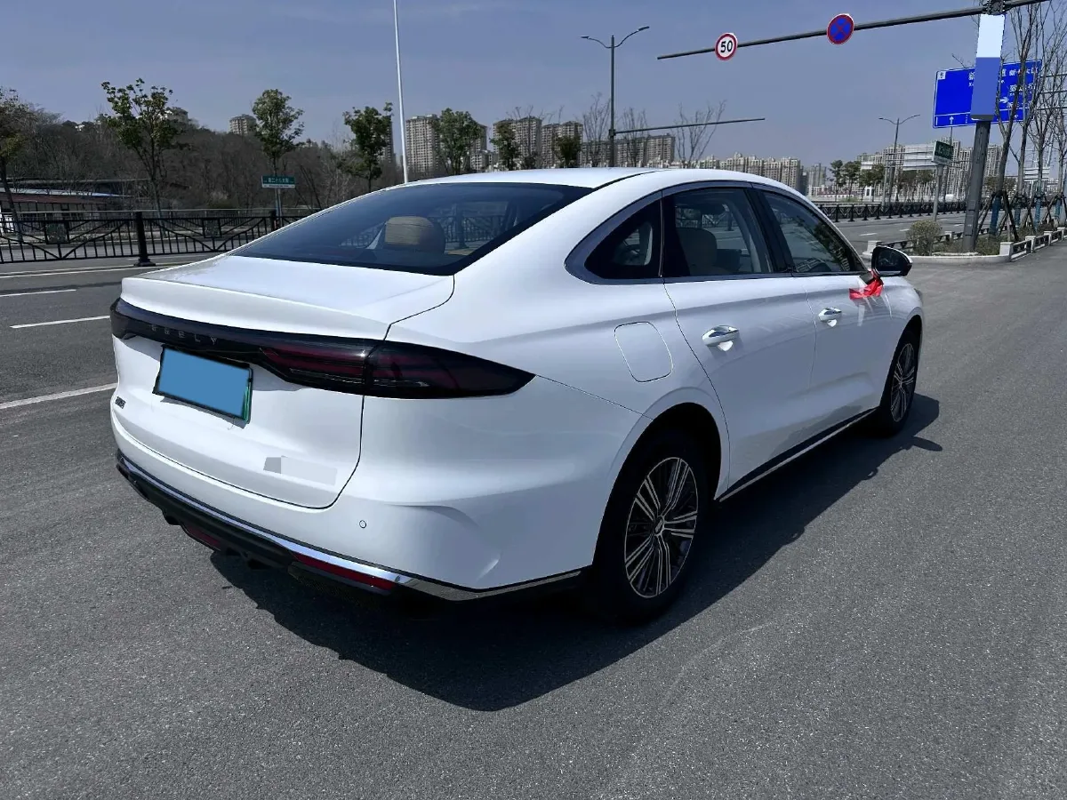 2025 Geely Galaxy A7 1.5L 112HP L4 1DHT PHEV,autocango,china used car exporter,china ev exporter,chinese used car exporter,chinese used ev exporter