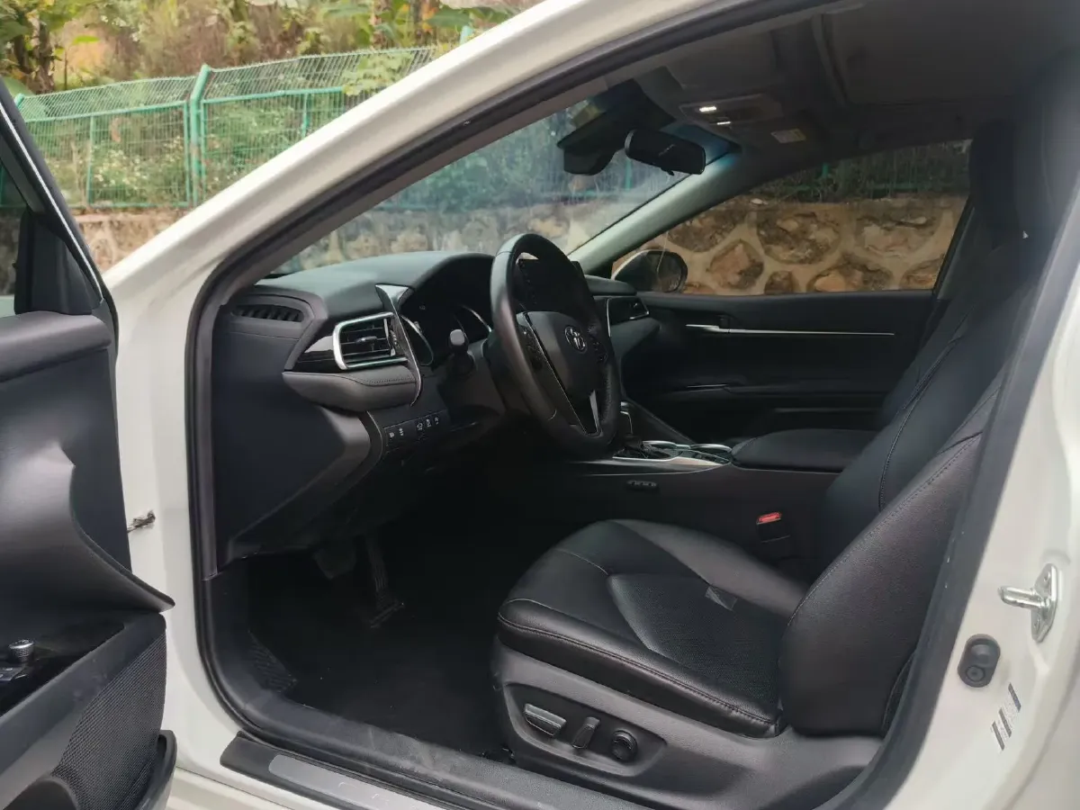 2021 Toyota Camry 2.0L 178HP L4 CVT,autocango,china used car exporter,china ev exporter,chinese used car exporter,chinese used ev exporter