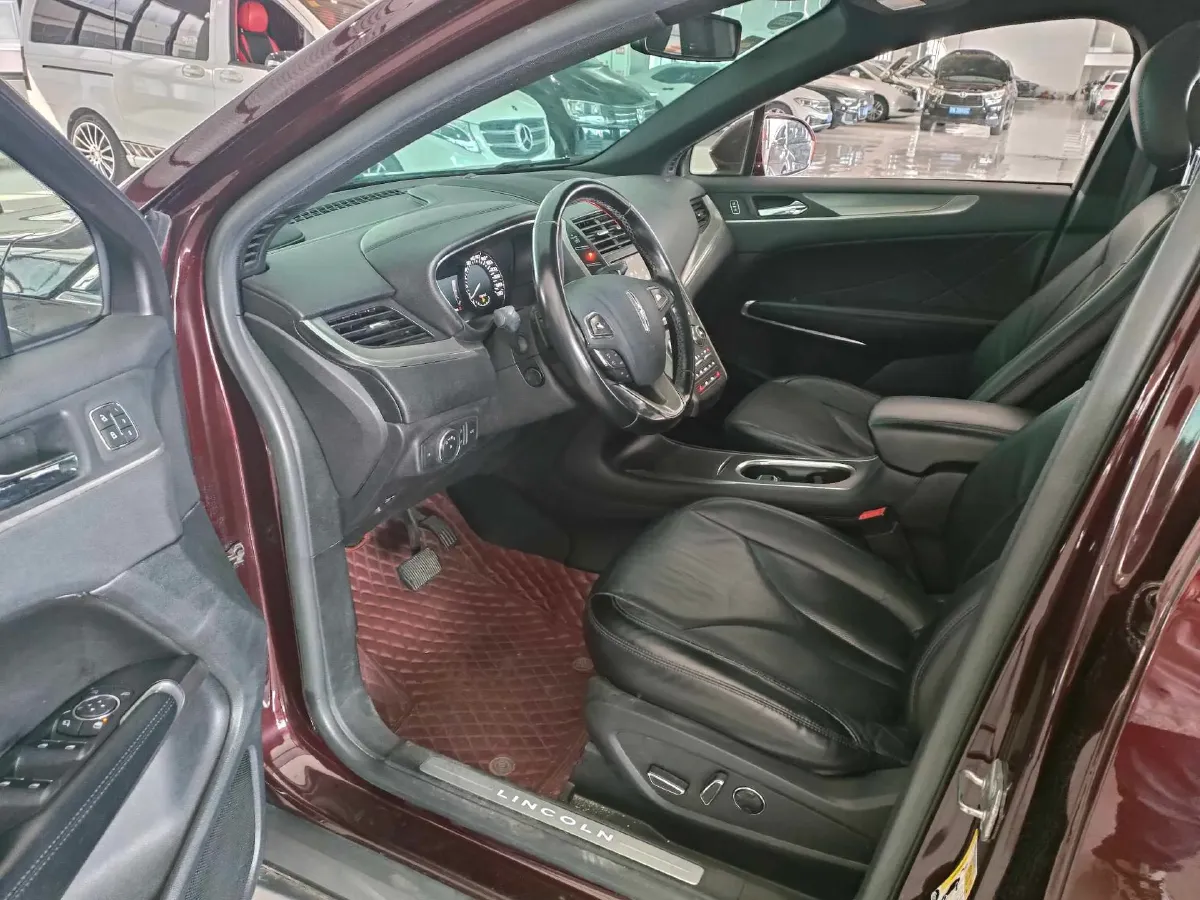 2019 Lincoln MKC 2.0T 203HP L4 6AT,autocango,china used car exporter,china ev exporter,chinese used car exporter,chinese used ev exporter