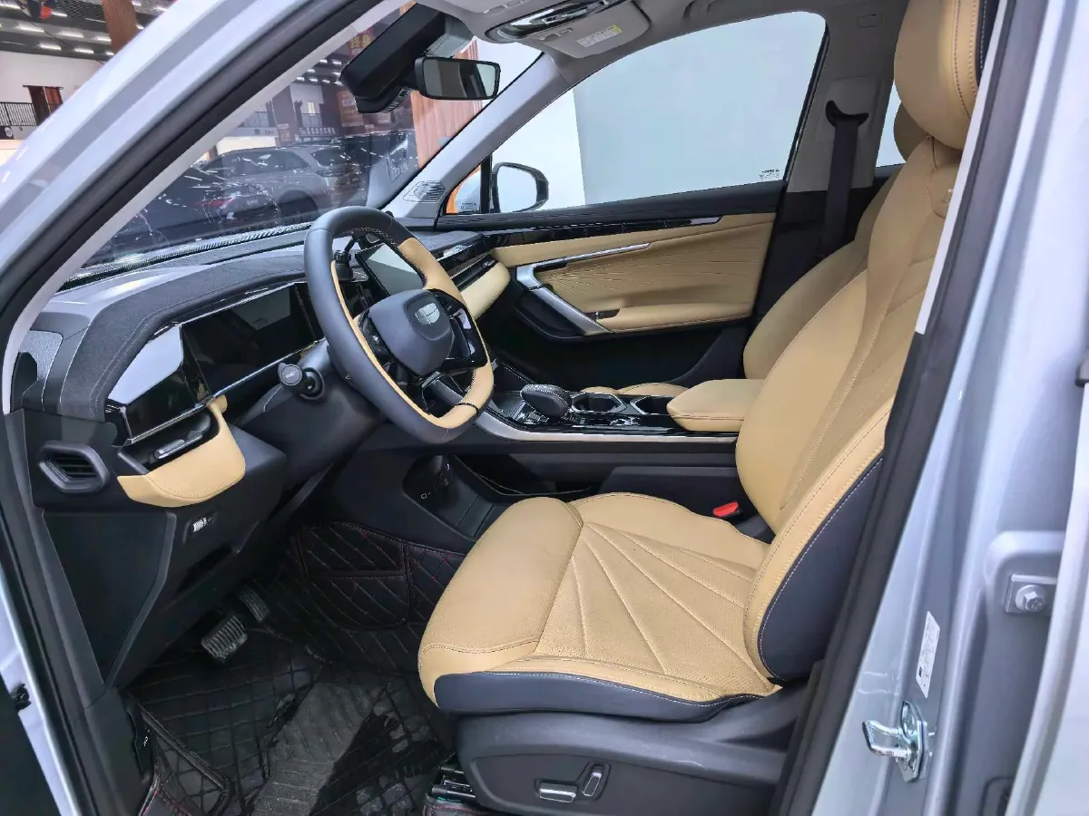 2023 Geely StarRay 1.5T 181HP L4 7DCT,autocango,china used car exporter,china ev exporter,chinese used car exporter,chinese used ev exporter