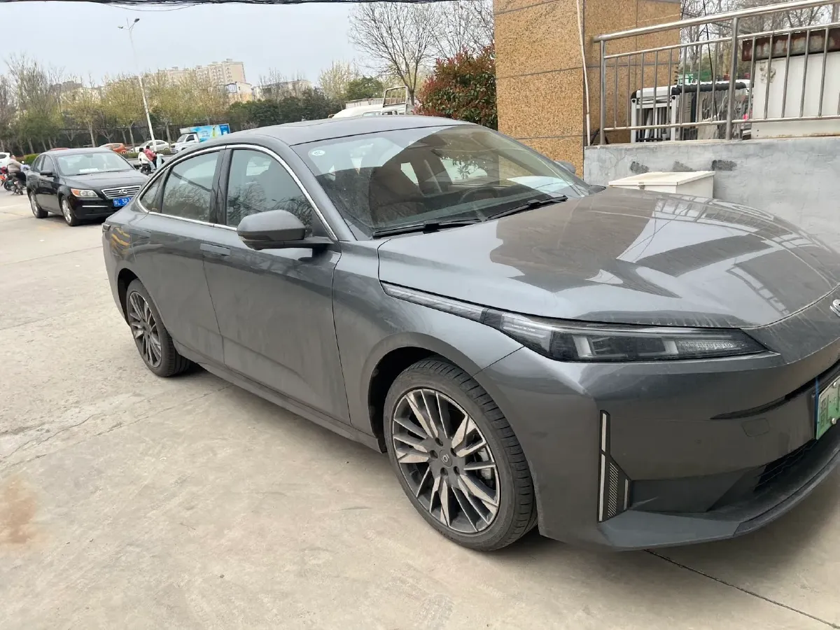 2024 ChangAn QiYuan A05 1.5L 110HP L4 E-CVT PHEV 18.99KWH,autocango,china used car exporter,china ev exporter,chinese used car exporter,chinese used ev exporter