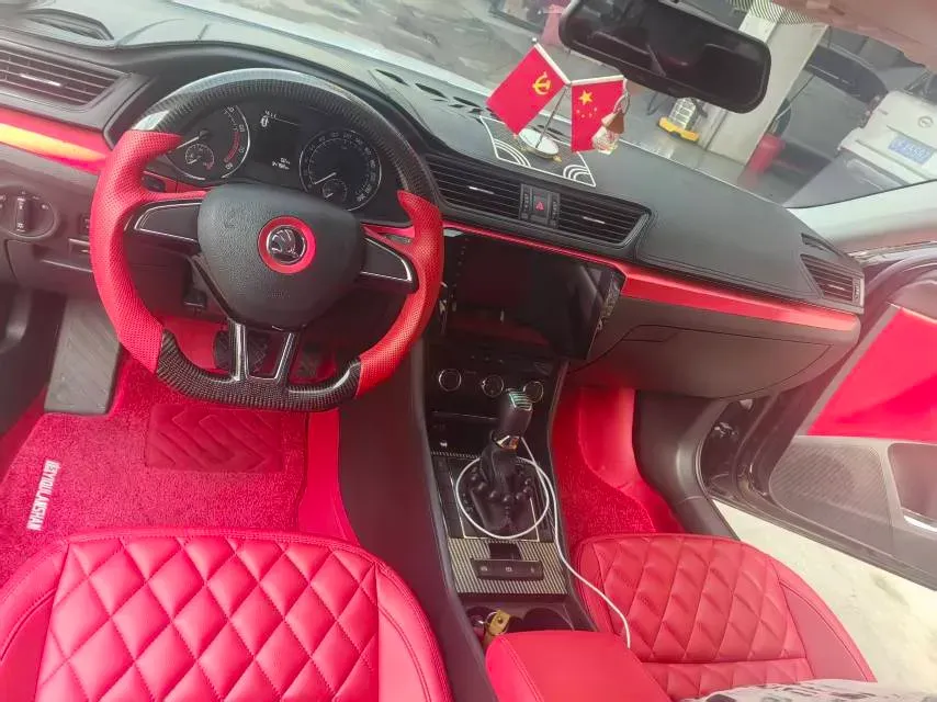 2016 Skoda Superb 1.4T 150HP L4 7DCT,autocango,china used car exporter,china ev exporter,chinese used car exporter,chinese used ev exporter