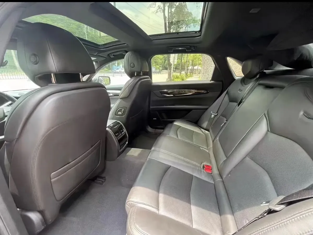 2022 Cadillac CT6 2.0T 237HP L4 10AT,autocango,china used car exporter,china ev exporter,chinese used car exporter,chinese used ev exporter