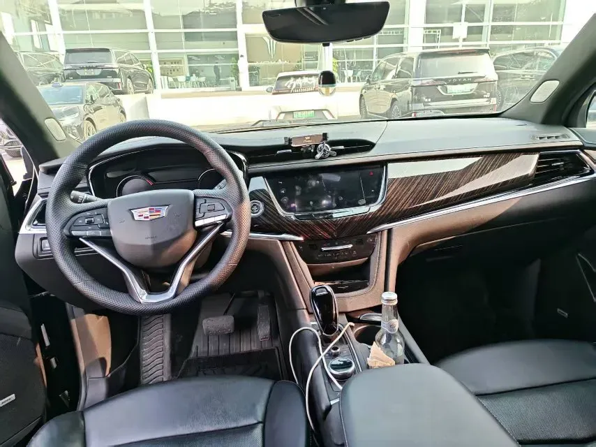 2020 Cadillac XT6 2.0T 237HP L4 9AT,autocango,china used car exporter,china ev exporter,chinese used car exporter,chinese used ev exporter