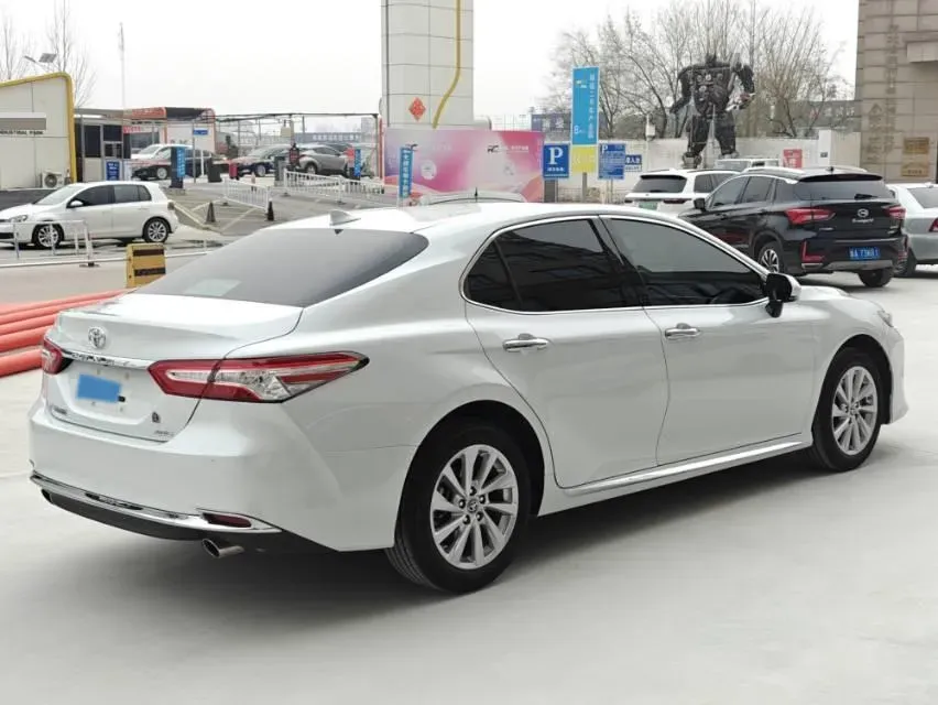 2023 Toyota Camry 2.0L 177HP L4 CVT,autocango,china used car exporter,china ev exporter,chinese used car exporter,chinese used ev exporter