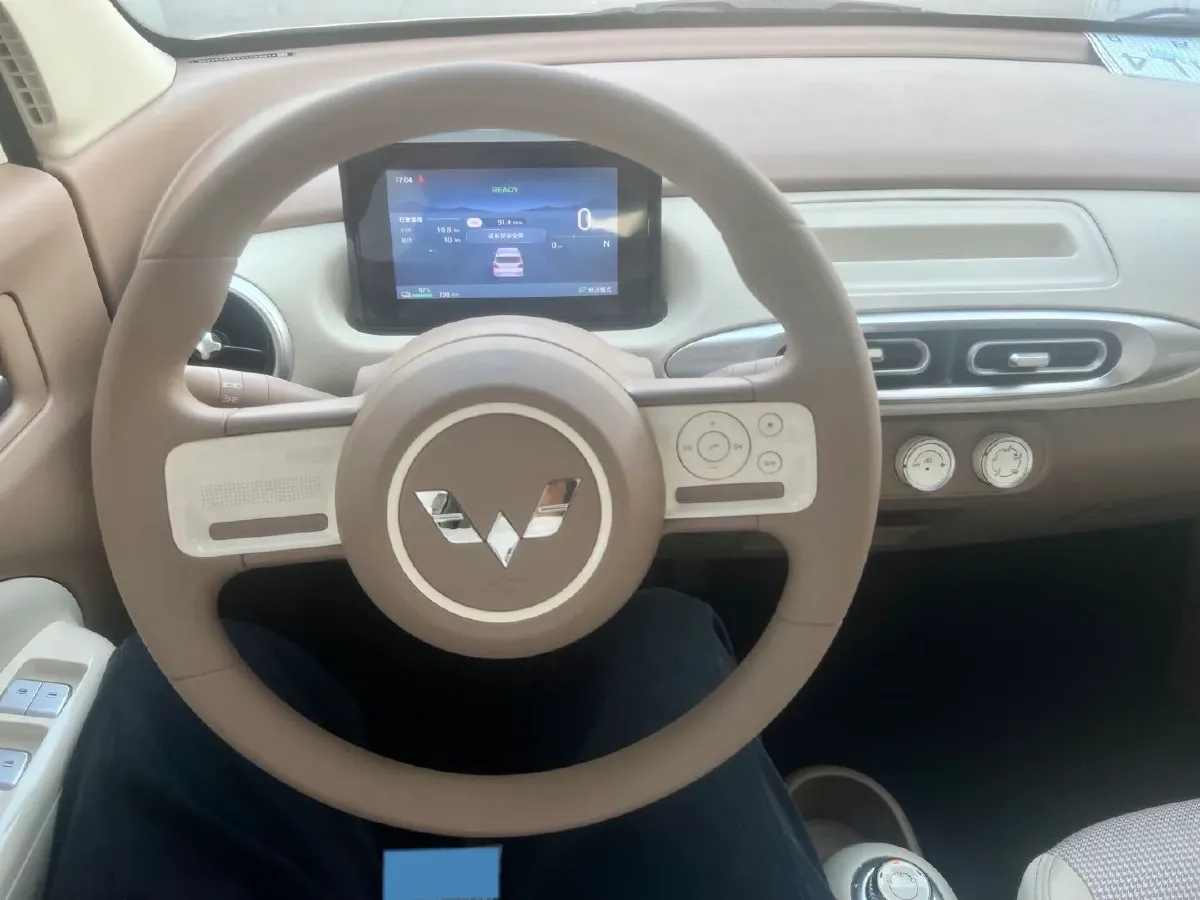 2025 WuLing HongGuang MINI EV BEV 16.2KWH,autocango,china used car exporter,china ev exporter,chinese used car exporter,chinese used ev exporter