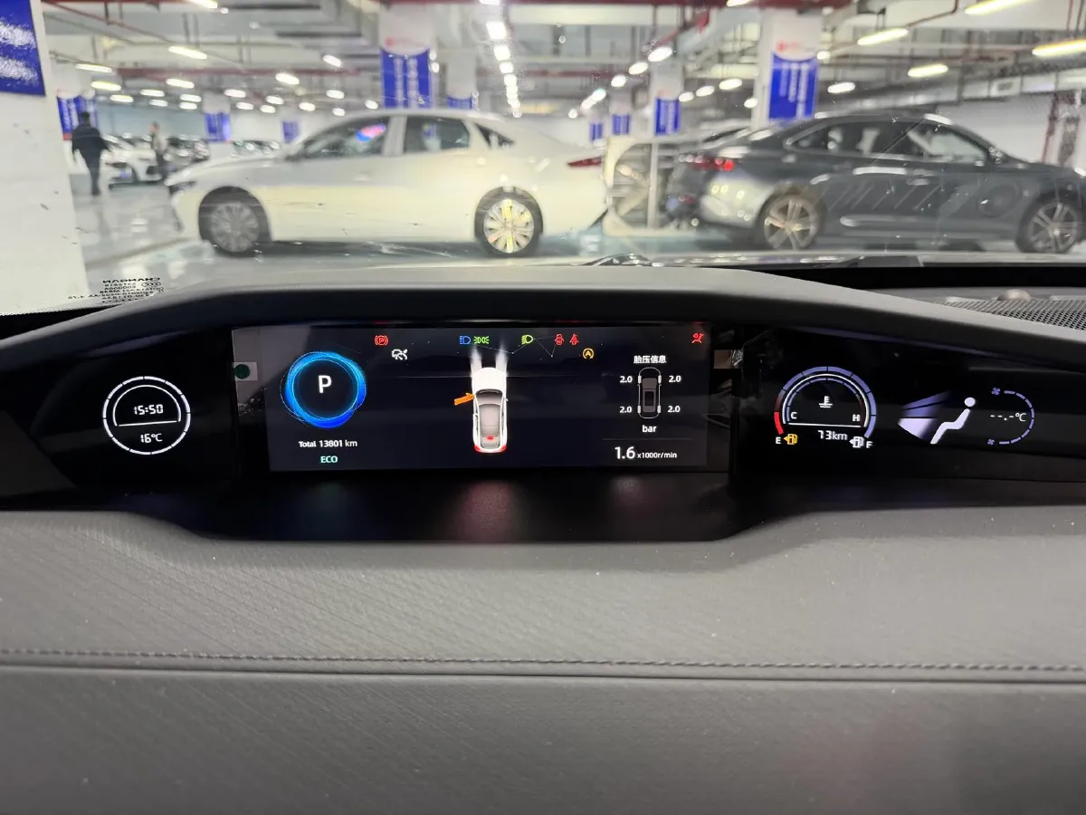 2023 ChangAn UNI-V 1.5T 188HP L4 7DCT,autocango,china used car exporter,china ev exporter,chinese used car exporter,chinese used ev exporter