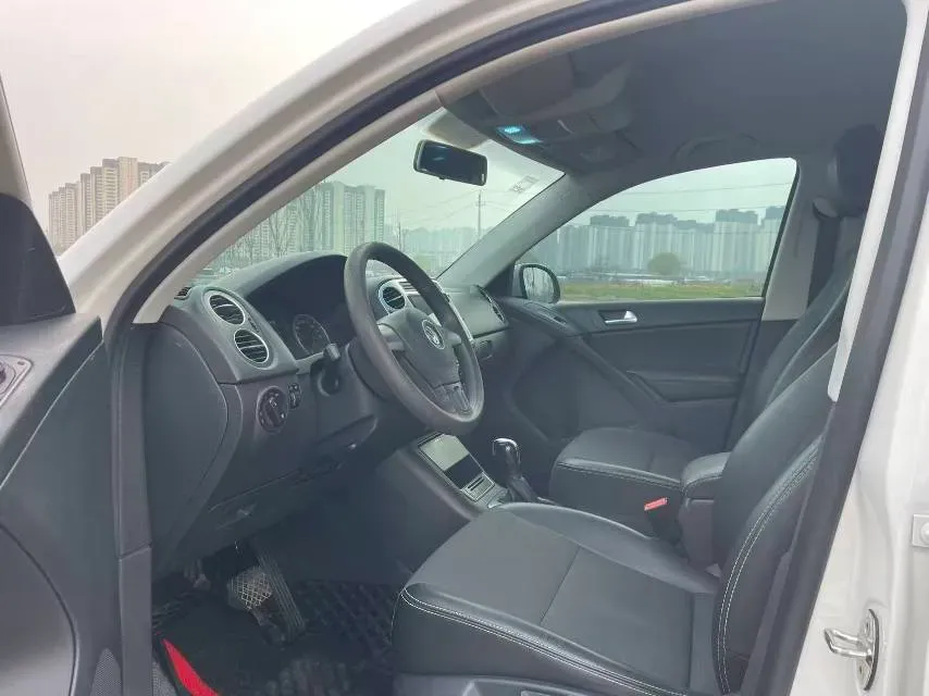 2017 MAXUS T60 2.0T 224HP L4 6AT,autocango,china used car exporter,china ev exporter,chinese used car exporter,chinese used ev exporter