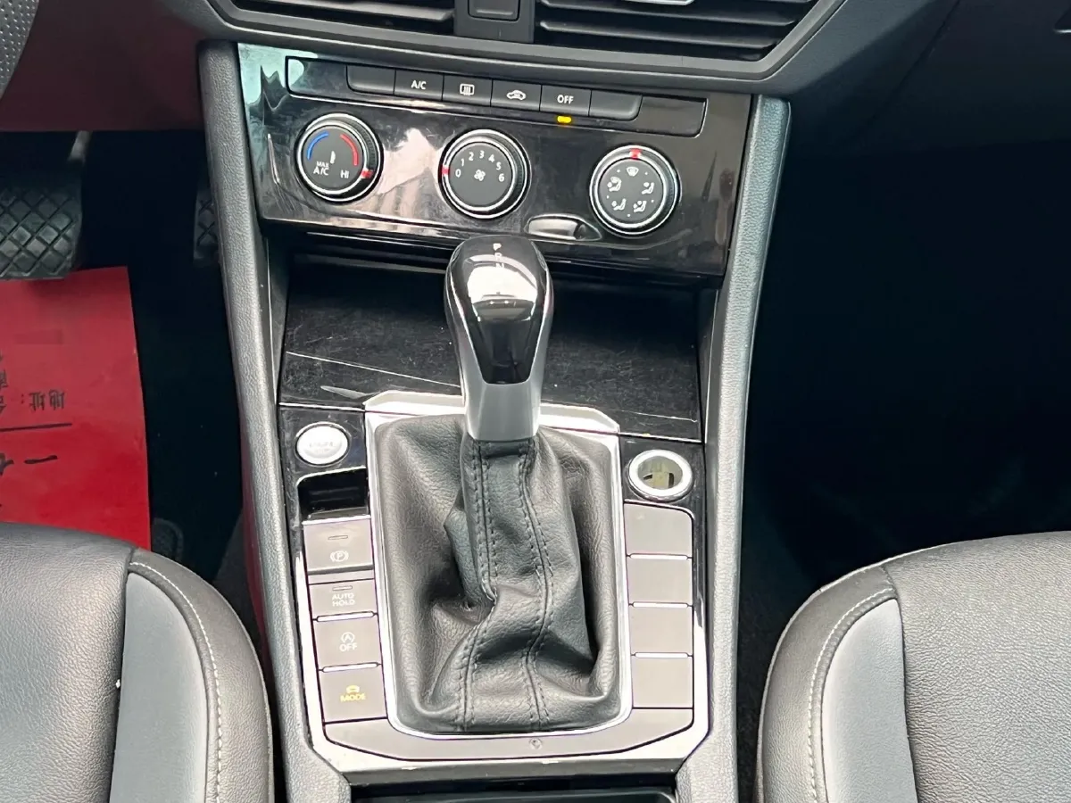 2021 Volkswagen Sagitar 1.4T 150HP L4 7DCT,autocango,china used car exporter,china ev exporter,chinese used car exporter,chinese used ev exporter