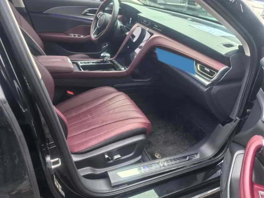 2023 HongQi H5 2.0T 224HP L4 8AT,autocango,china used car exporter,china ev exporter,chinese used car exporter,chinese used ev exporter