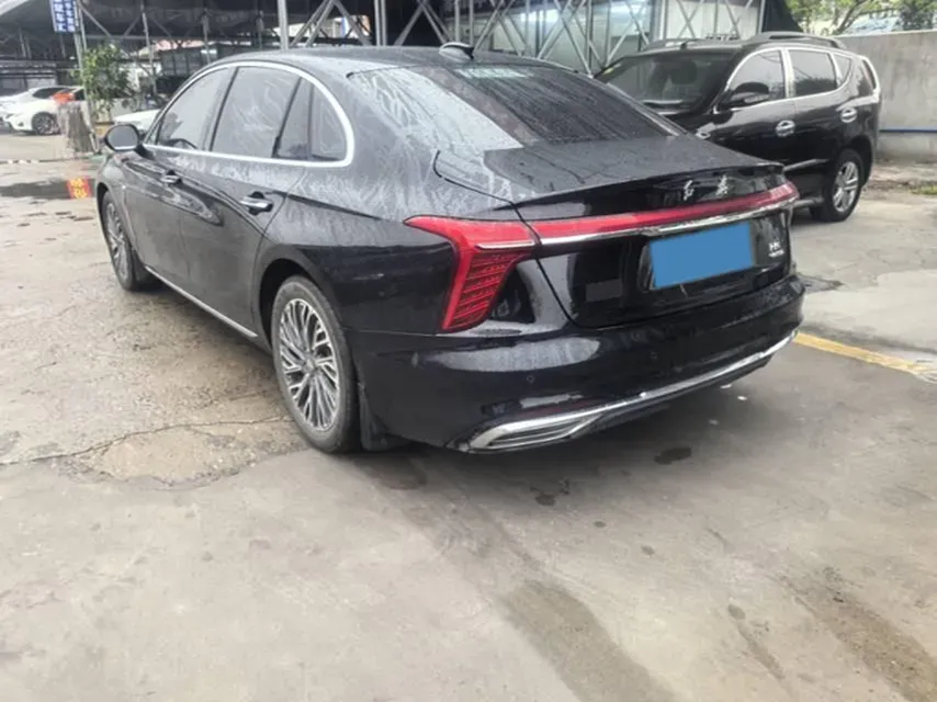 2023 HongQi H5 2.0T 224HP L4 8AT,autocango,china used car exporter,china ev exporter,chinese used car exporter,chinese used ev exporter