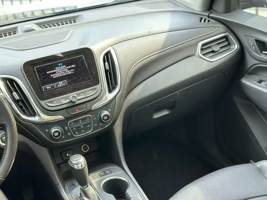 2018 Chevrolet Equinox 2.0T 260HP L4 9AT,autocango,china used car exporter,china ev exporter,chinese used car exporter,chinese used ev exporter