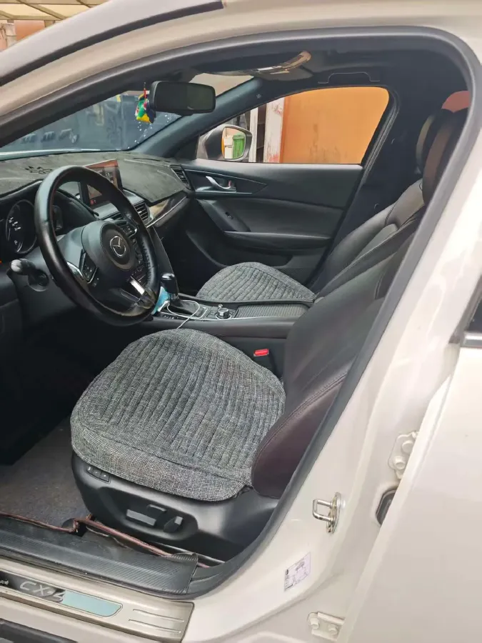 2020 Mazda CX-4 2.5L 192HP L4 6AT,autocango,china used car exporter,china ev exporter,chinese used car exporter,chinese used ev exporter