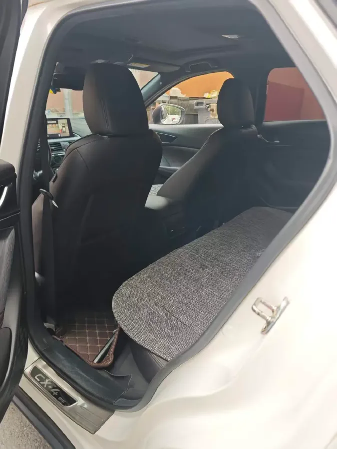 2020 Mazda CX-4 2.5L 192HP L4 6AT,autocango,china used car exporter,china ev exporter,chinese used car exporter,chinese used ev exporter