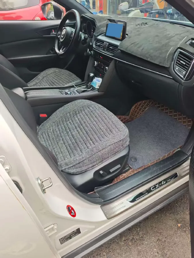 2020 Mazda CX-4 2.5L 192HP L4 6AT,autocango,china used car exporter,china ev exporter,chinese used car exporter,chinese used ev exporter