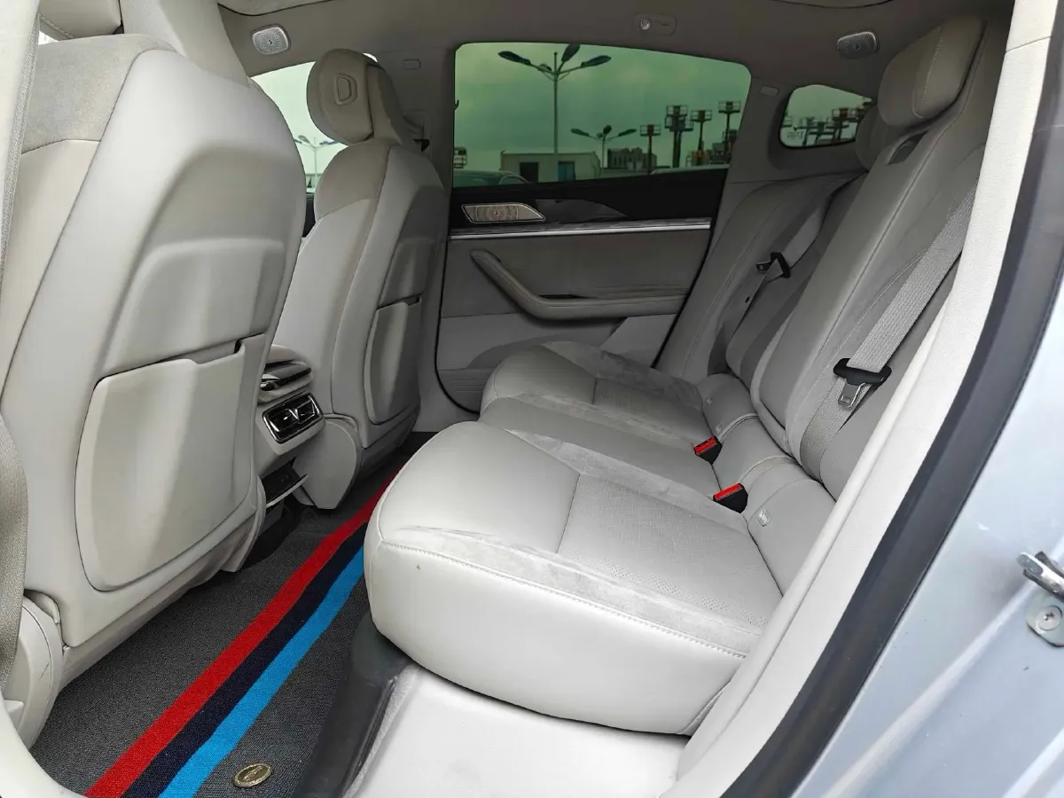 2022 Volkswagen Tiguan L 2.0T 220HP L4 7DCT,autocango,china used car exporter,china ev exporter,chinese used car exporter,chinese used ev exporter