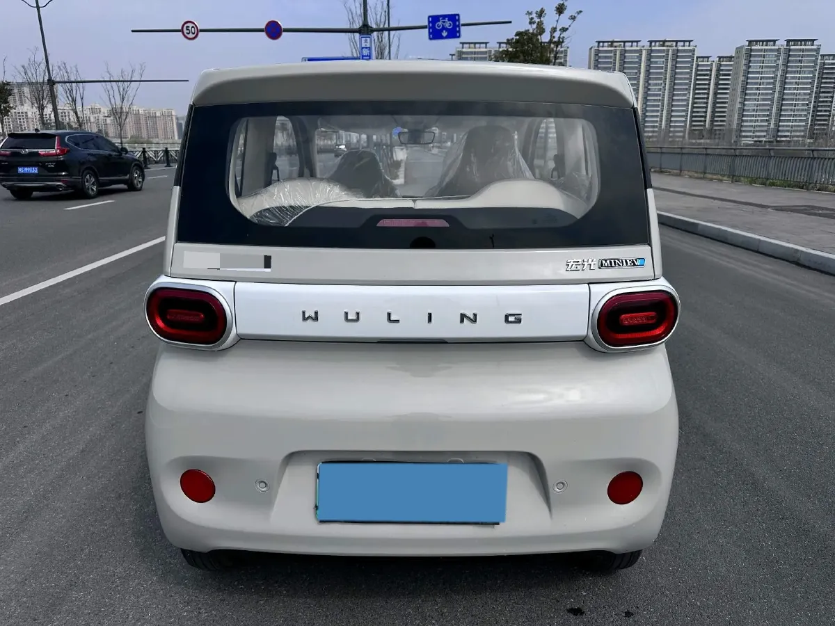 2024 WuLing HongGuang MINI EV BEV 17.3KWH,autocango,china used car exporter,china ev exporter,chinese used car exporter,chinese used ev exporter