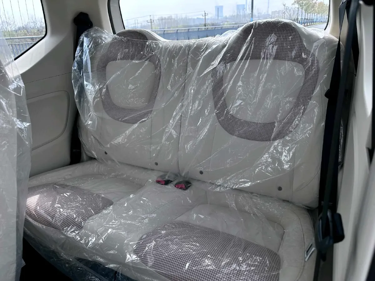 2024 WuLing HongGuang MINI EV BEV 17.3KWH,autocango,china used car exporter,china ev exporter,chinese used car exporter,chinese used ev exporter