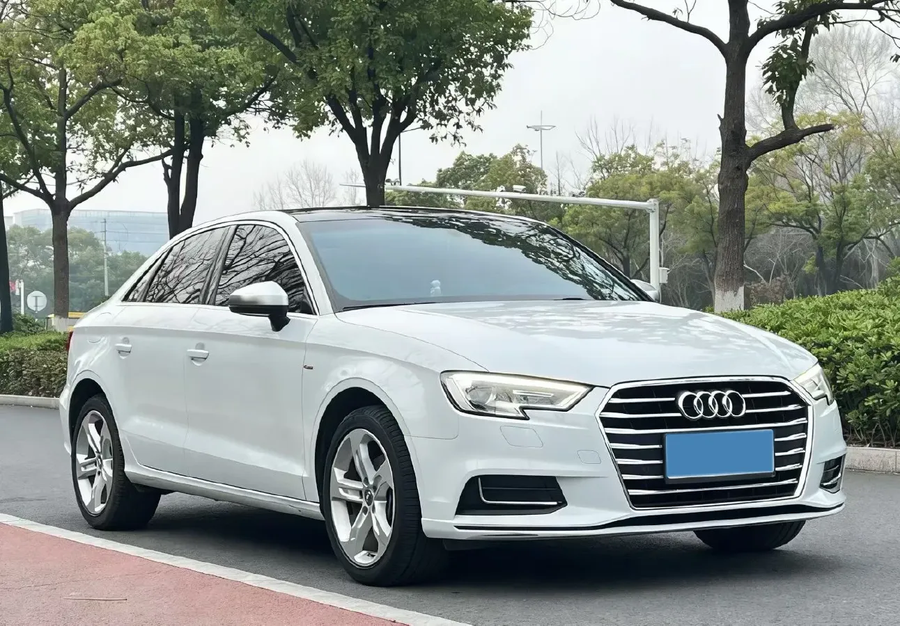 2020 Audi A3 1.4T 150HP L4 7DCT,autocango,china used car exporter,china ev exporter,chinese used car exporter,chinese used ev exporter
