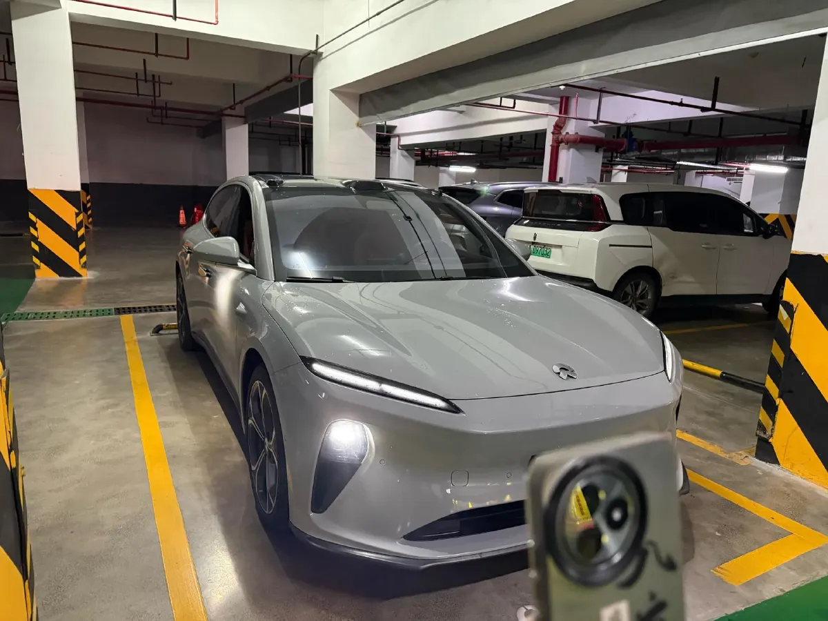 2024 NIO ET5T BEV 75KWH,autocango,china used car exporter,china ev exporter,chinese used car exporter,chinese used ev exporter
