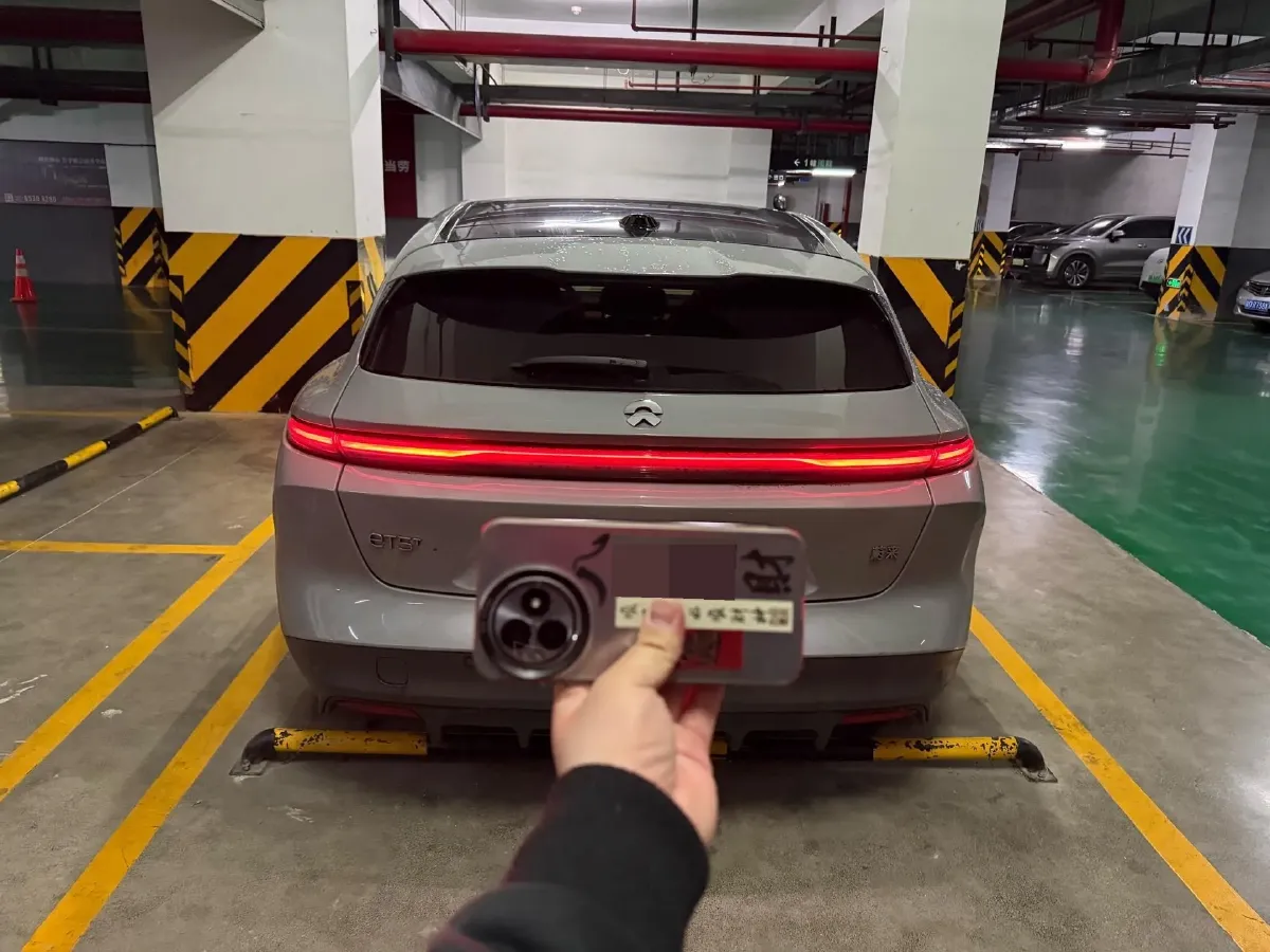 2024 NIO ET5T BEV 75KWH,autocango,china used car exporter,china ev exporter,chinese used car exporter,chinese used ev exporter