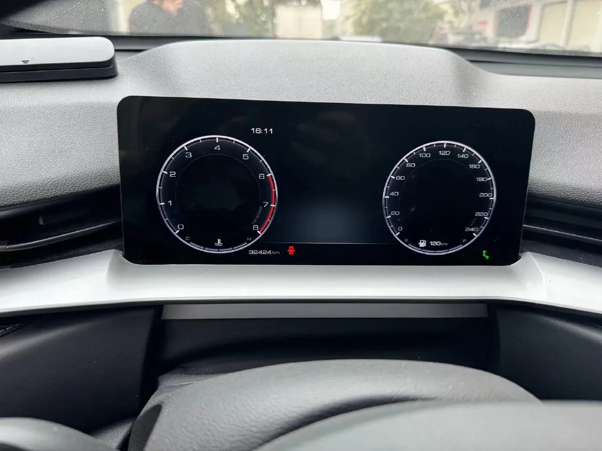 2022 Haval H6 1.5T 184HP L4 7DCT,autocango,china used car exporter,china ev exporter,chinese used car exporter,chinese used ev exporter