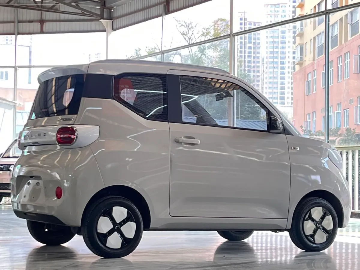 2024 WuLing HongGuang MINI EV BEV 17.3KWH,autocango,china used car exporter,china ev exporter,chinese used car exporter,chinese used ev exporter