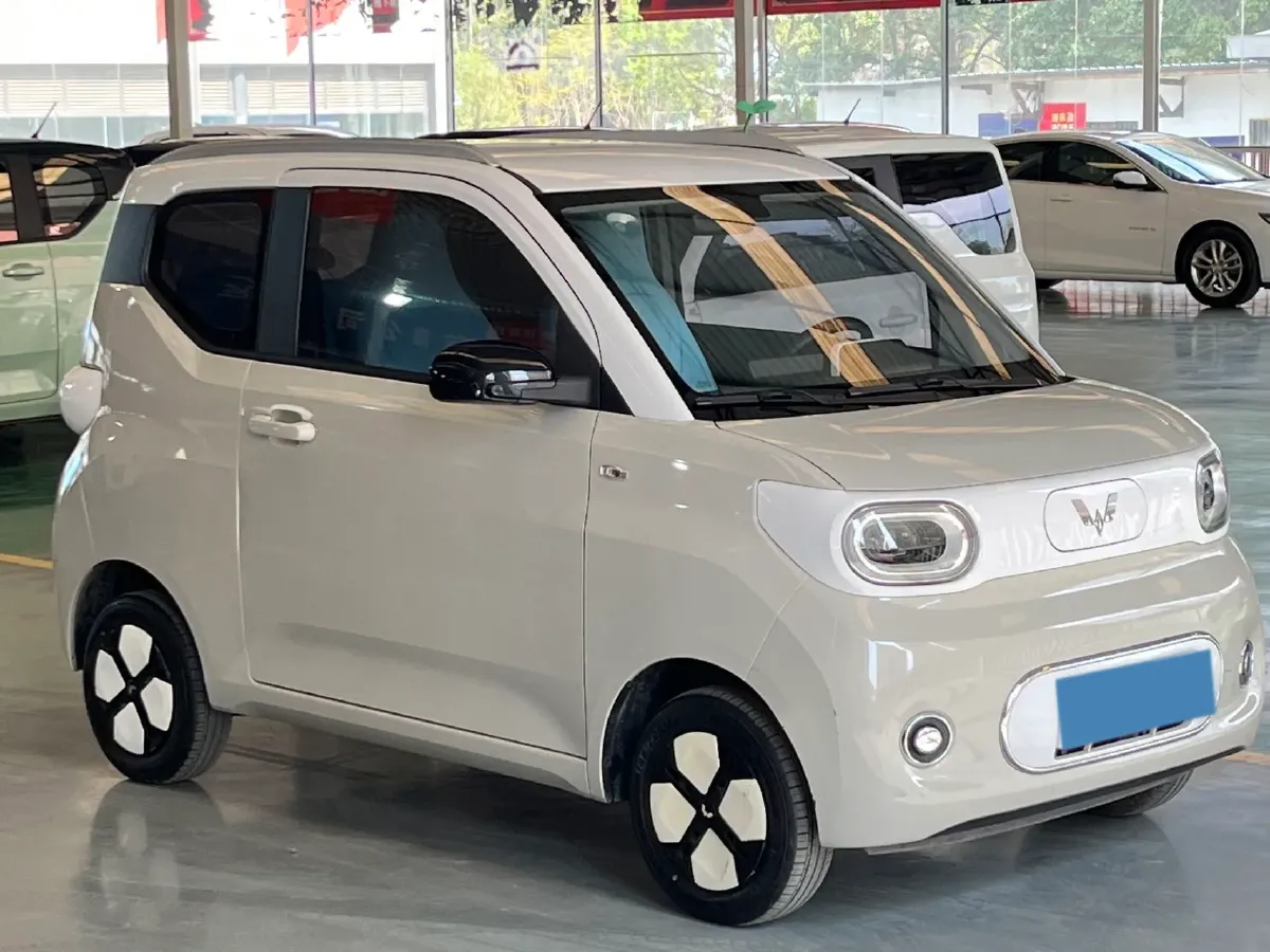 2024 WuLing HongGuang MINI EV BEV 17.3KWH,autocango,china used car exporter,china ev exporter,chinese used car exporter,chinese used ev exporter
