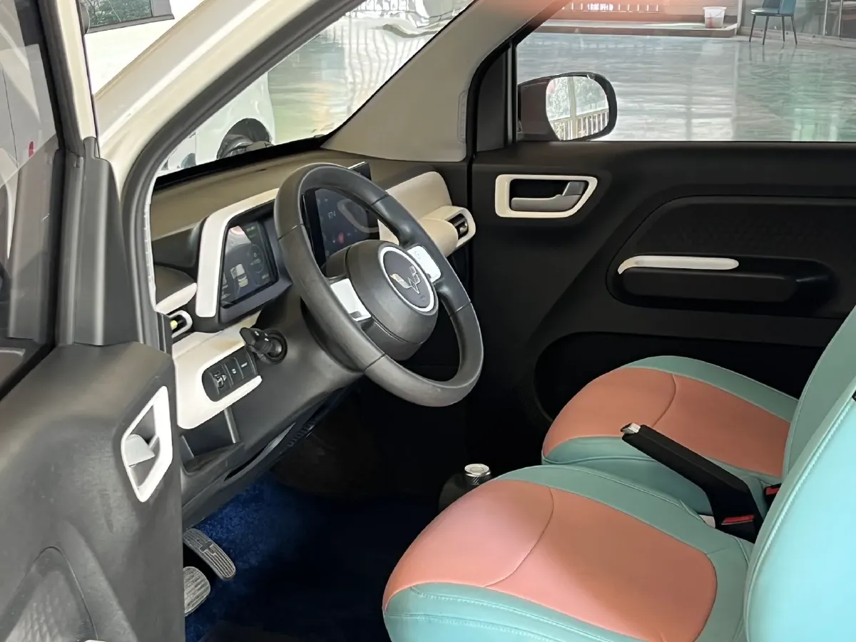 2024 WuLing HongGuang MINI EV BEV 17.3KWH,autocango,china used car exporter,china ev exporter,chinese used car exporter,chinese used ev exporter