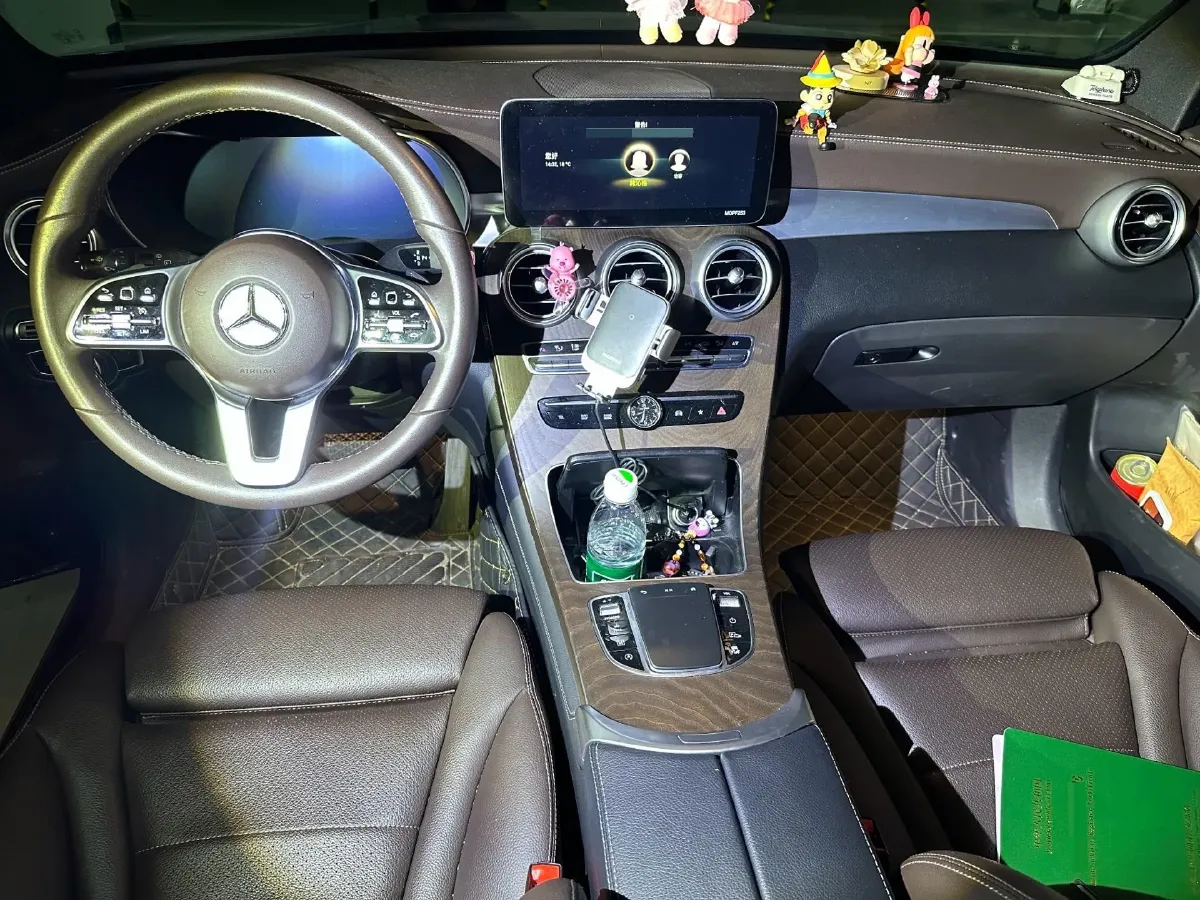 2021 Mercedes-Benz GLC Class 2.0T 197HP L4 9AT,autocango,china used car exporter,china ev exporter,chinese used car exporter,chinese used ev exporter