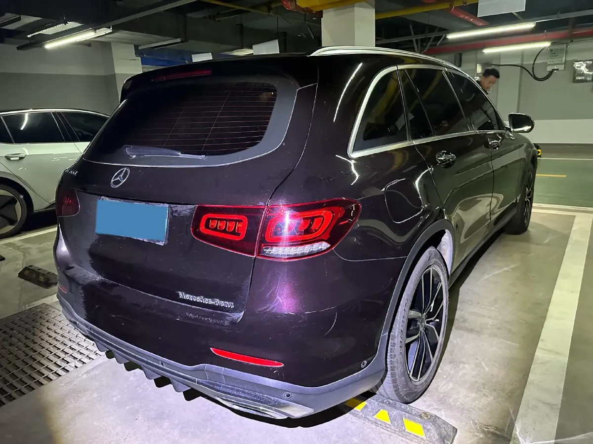 2021 Mercedes-Benz GLC Class 2.0T 197HP L4 9AT,autocango,china used car exporter,china ev exporter,chinese used car exporter,chinese used ev exporter