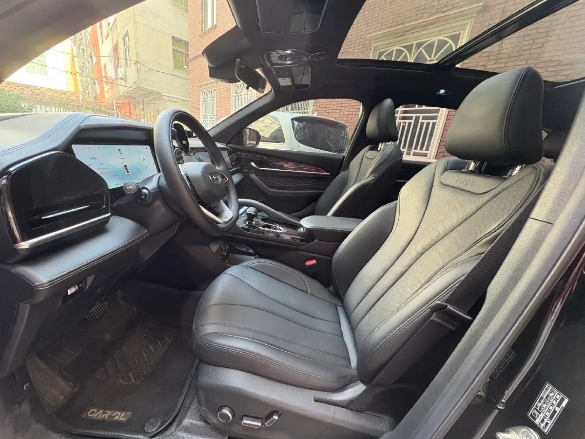 2024 Geely Monjaro 2.0T 218HP L4 7DCT,autocango,china used car exporter,china ev exporter,chinese used car exporter,chinese used ev exporter