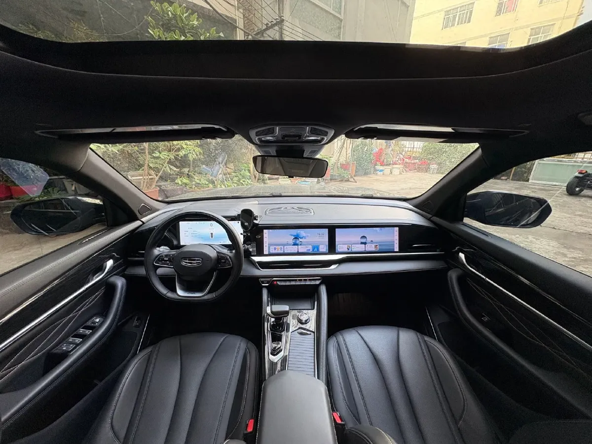 2024 Geely Monjaro 2.0T 218HP L4 7DCT,autocango,china used car exporter,china ev exporter,chinese used car exporter,chinese used ev exporter