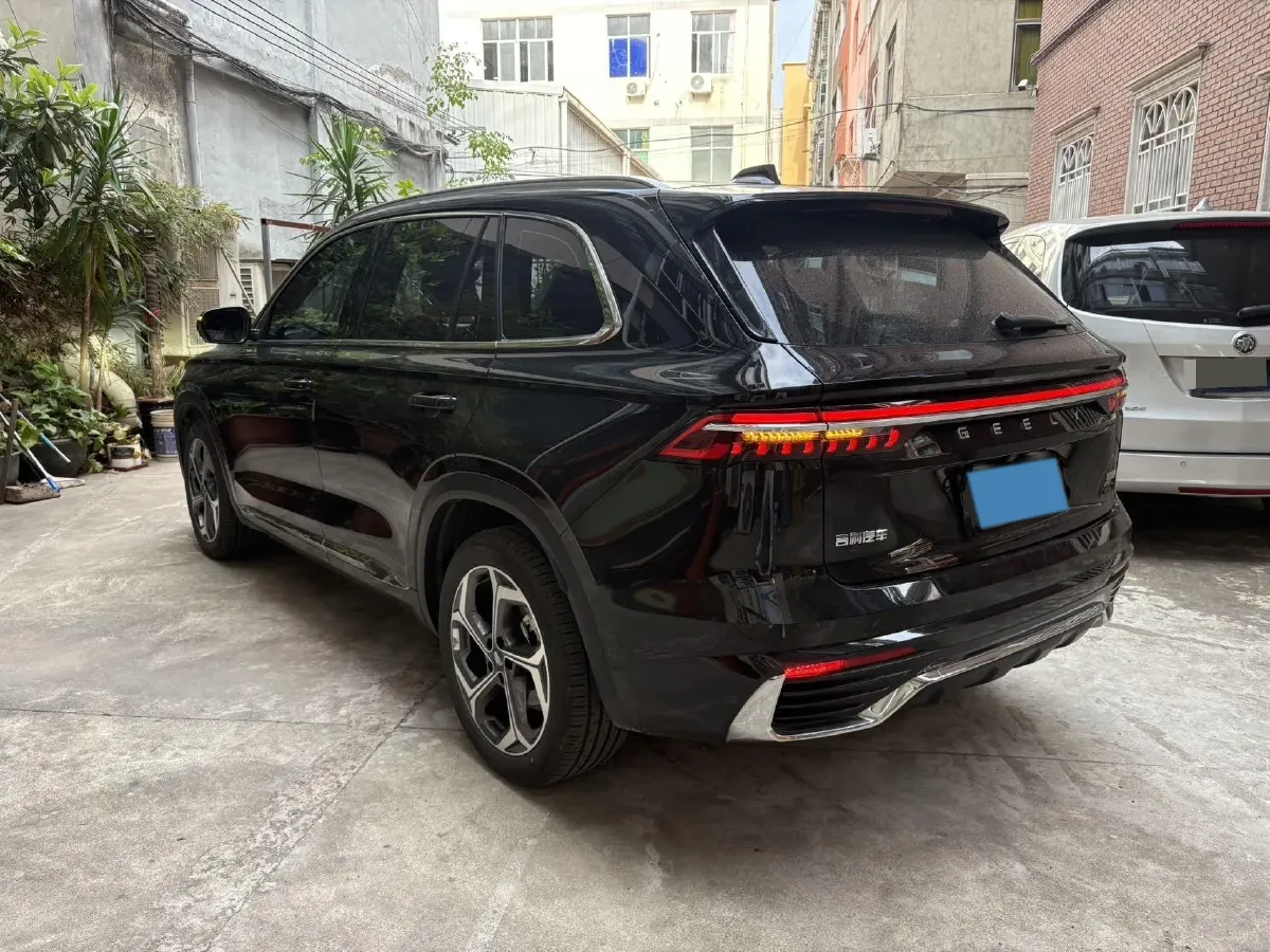 2024 Geely Monjaro 2.0T 218HP L4 7DCT,autocango,china used car exporter,china ev exporter,chinese used car exporter,chinese used ev exporter