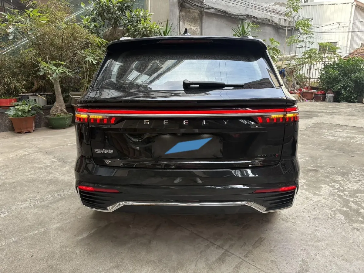 2024 Geely Monjaro 2.0T 218HP L4 7DCT,autocango,china used car exporter,china ev exporter,chinese used car exporter,chinese used ev exporter