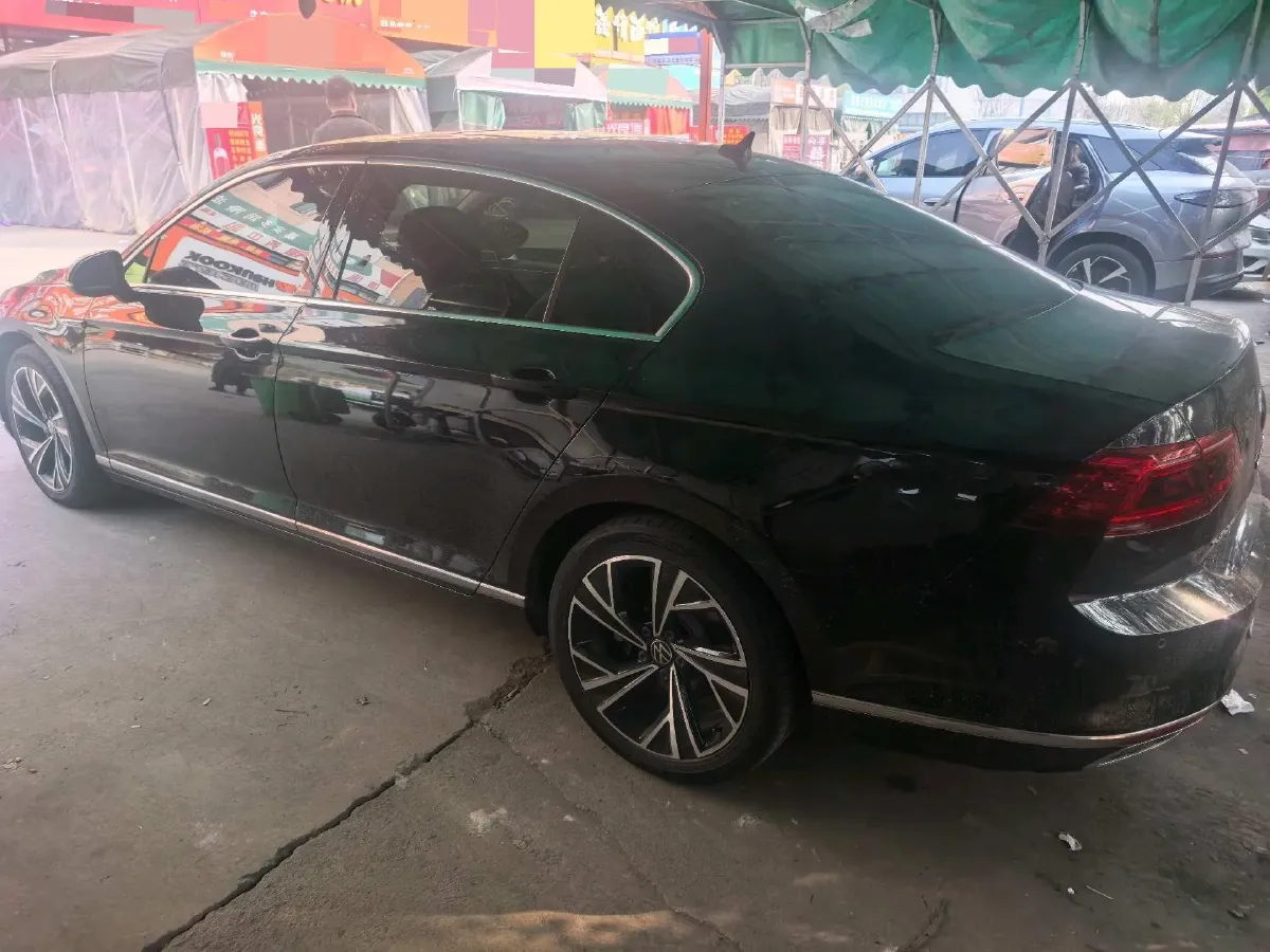 2020 Volkswagen Magotan 2.0T 186HP L4 7DCT,autocango,china used car exporter,china ev exporter,chinese used car exporter,chinese used ev exporter