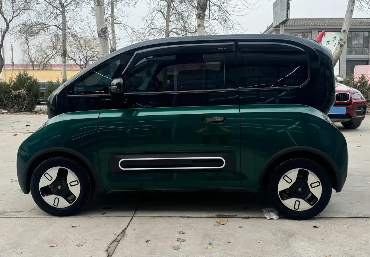 2023 BaoJun KiWi EV BEV 31.7KWH,autocango,china used car exporter,china ev exporter,chinese used car exporter,chinese used ev exporter