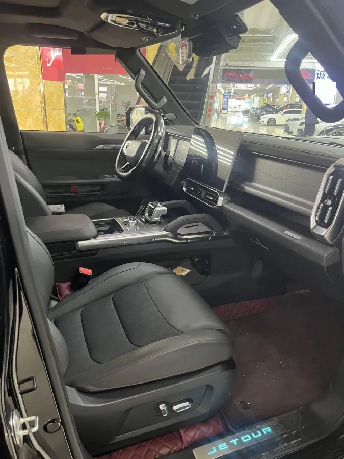 2024 Jetour Traveller 2.0T 254HP L4 7DCT,autocango,china used car exporter,china ev exporter,chinese used car exporter,chinese used ev exporter