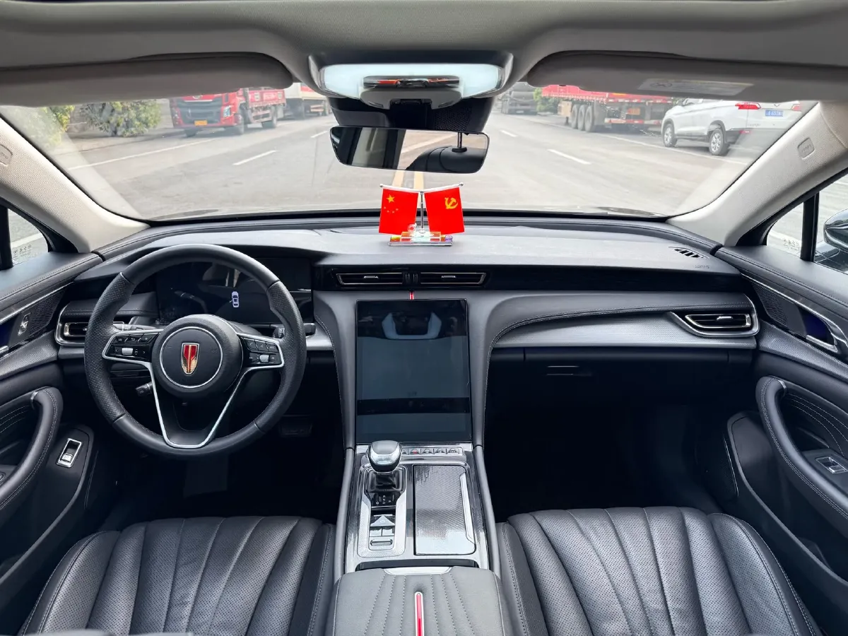 2023 HongQi H5 2.0T 224HP L4 8AT,autocango,china used car exporter,china ev exporter,chinese used car exporter,chinese used ev exporter