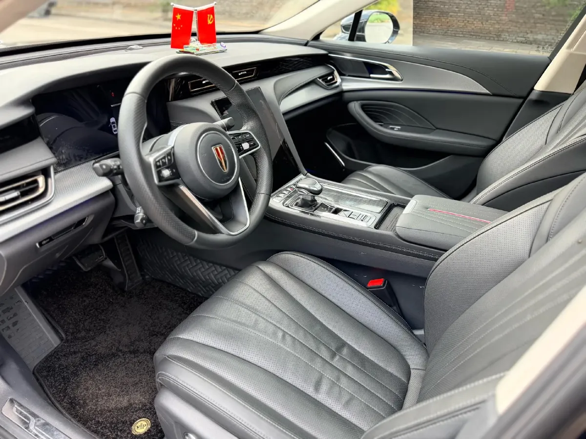 2023 HongQi H5 2.0T 224HP L4 8AT,autocango,china used car exporter,china ev exporter,chinese used car exporter,chinese used ev exporter